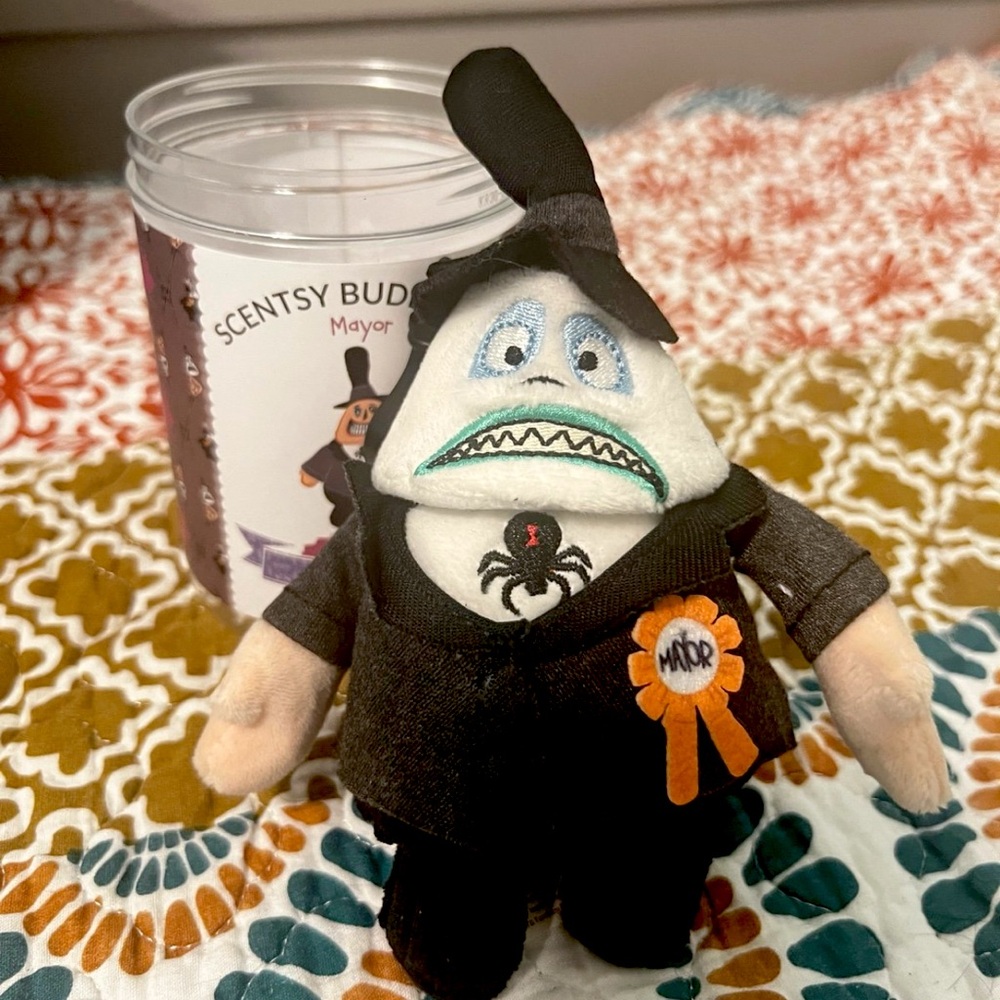 NIB Scentsy Buddy Clip Disney Nightmare Before Christmas Mayor